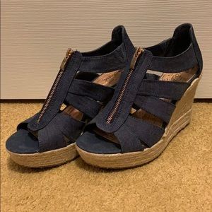 Cute blue wedges